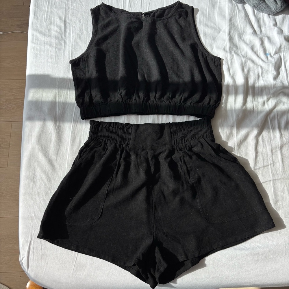 2-Piece High-Waist Short/Tank Set- Size L